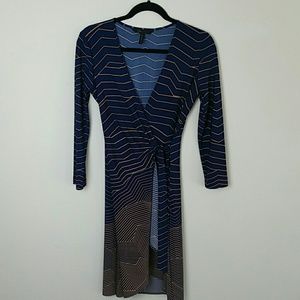 BCBG MaxAzria navy blue/camel wrap dress small